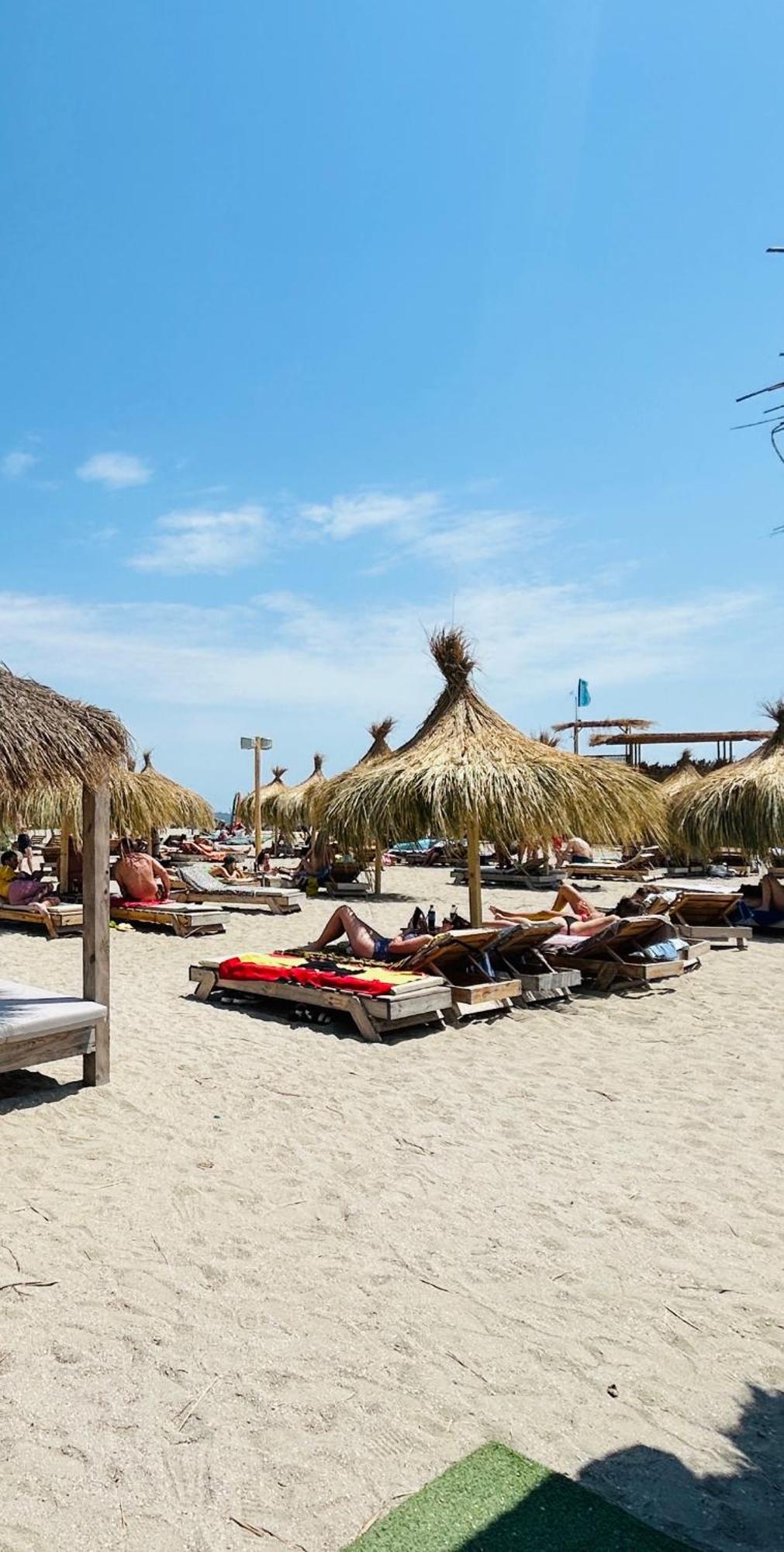 Catalina Summerland Apartaments Mamaia Nord Exterior photo